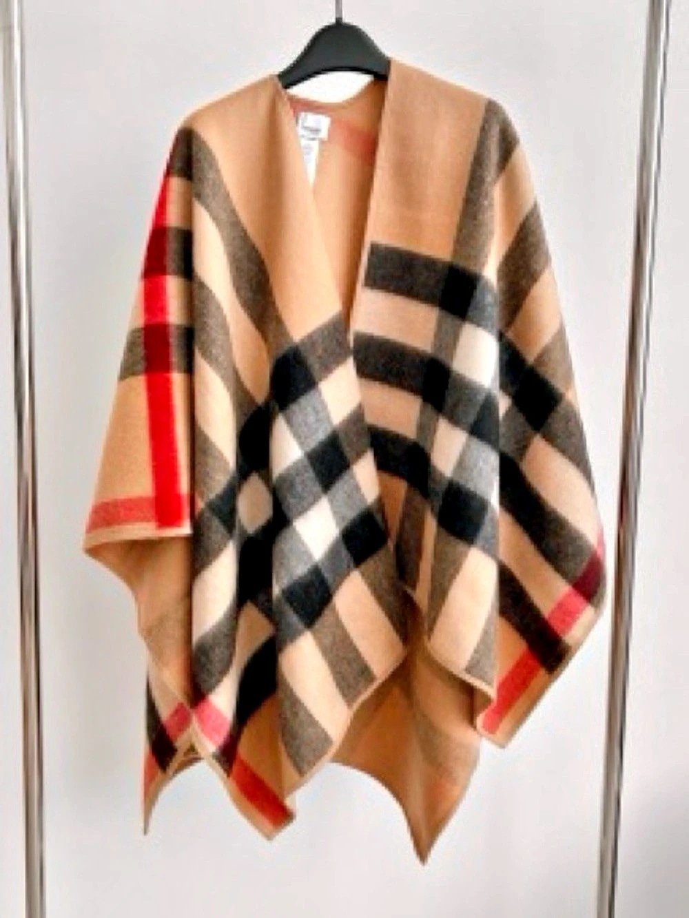 Burberry Check Wool Cashmere Cape Plaid Wool Wrap in Tan & Black NWT